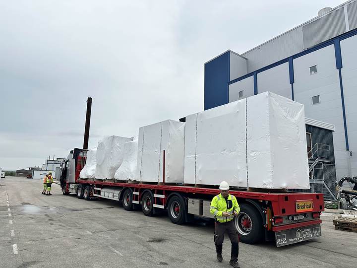 Shipment photograph 129