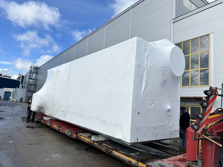 Shipment photograph 130